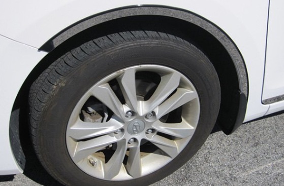 fender-trim.jpg fender-trim.jpg
